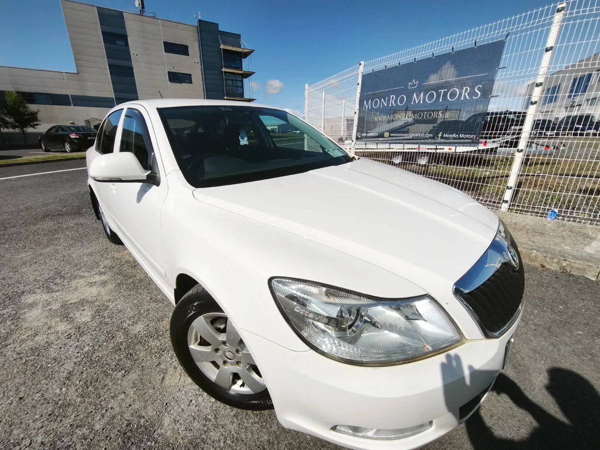 SKODA OCTAVIA 1.6 CR TDI ELEGANCE, NCT AND TAX - Image 3