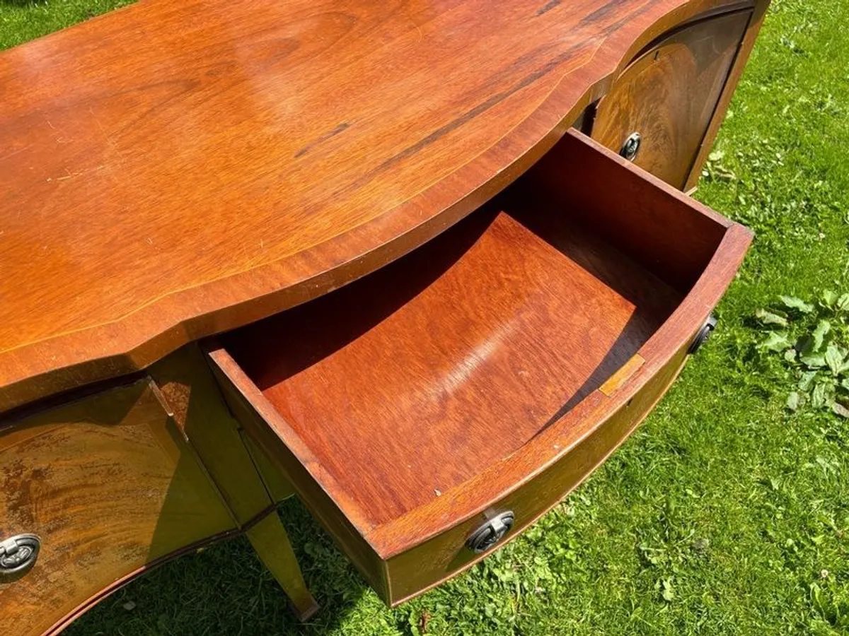 Serpentine Sideboard - Image 4