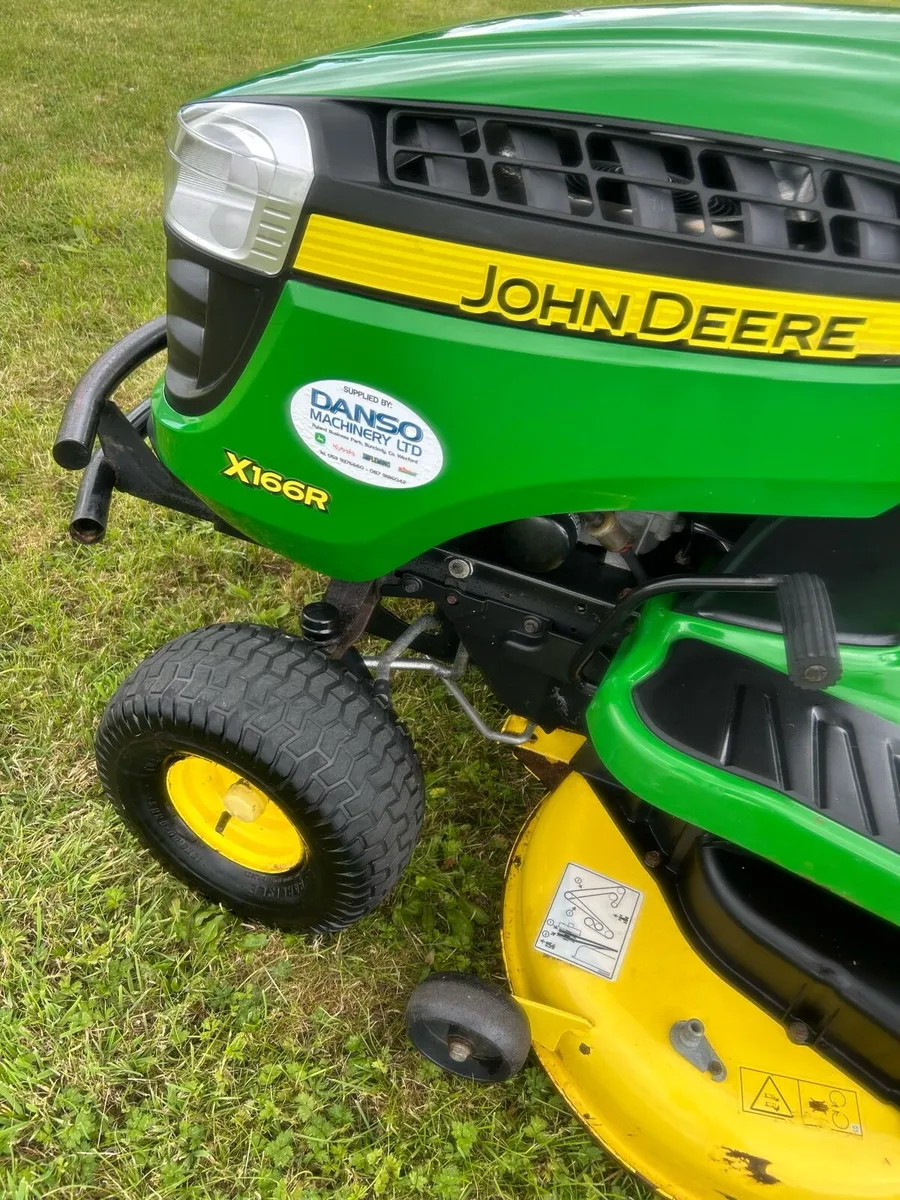 John Deere lawn mower X166R - Image 3