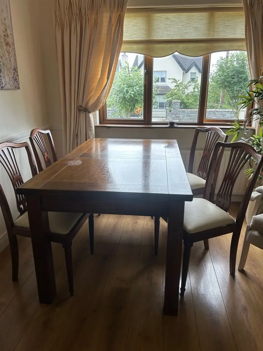 dining - Image 3