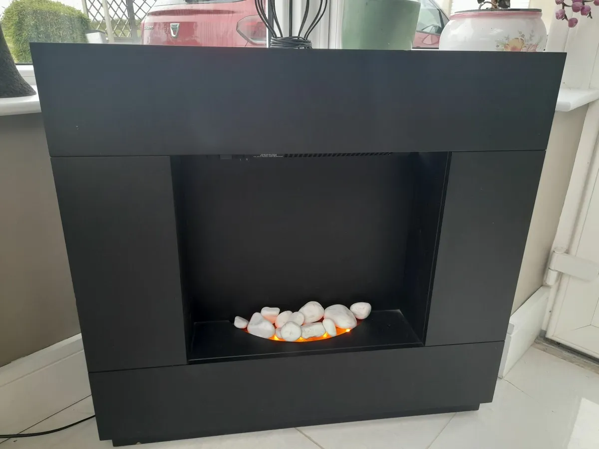 Electric fireplace - Image 4