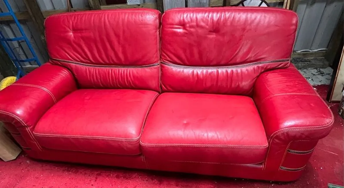 3 Seater Italian Leather Sofa - Image 2