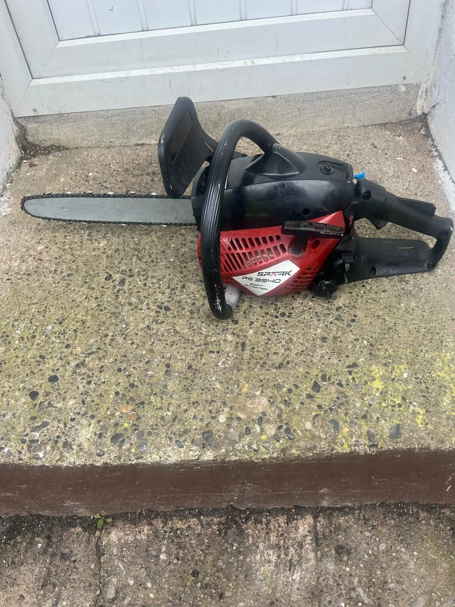 Chainsaw - Image 1