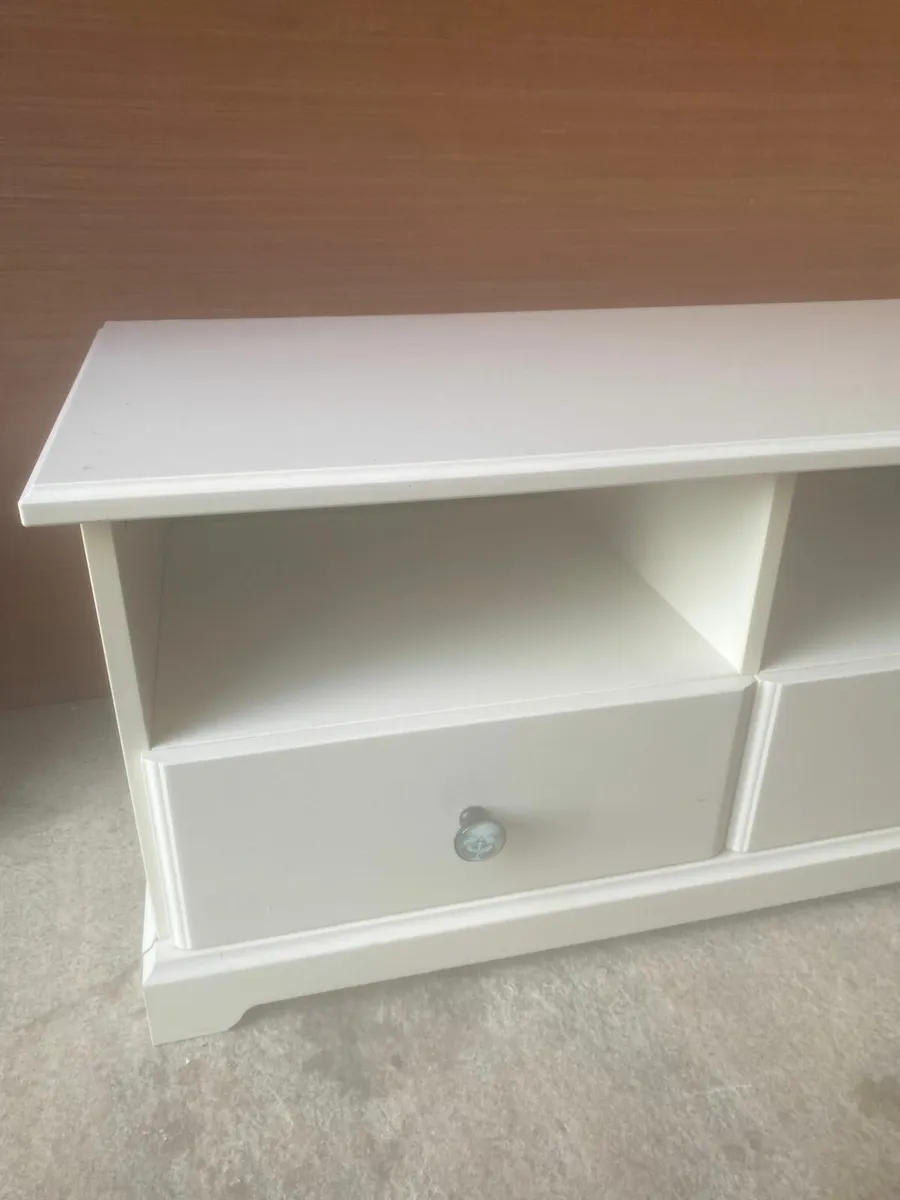 TV Unit - Image 3