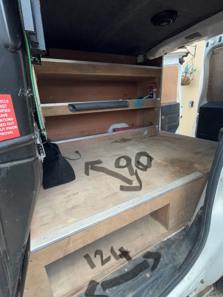 Van shelfing - Image 3