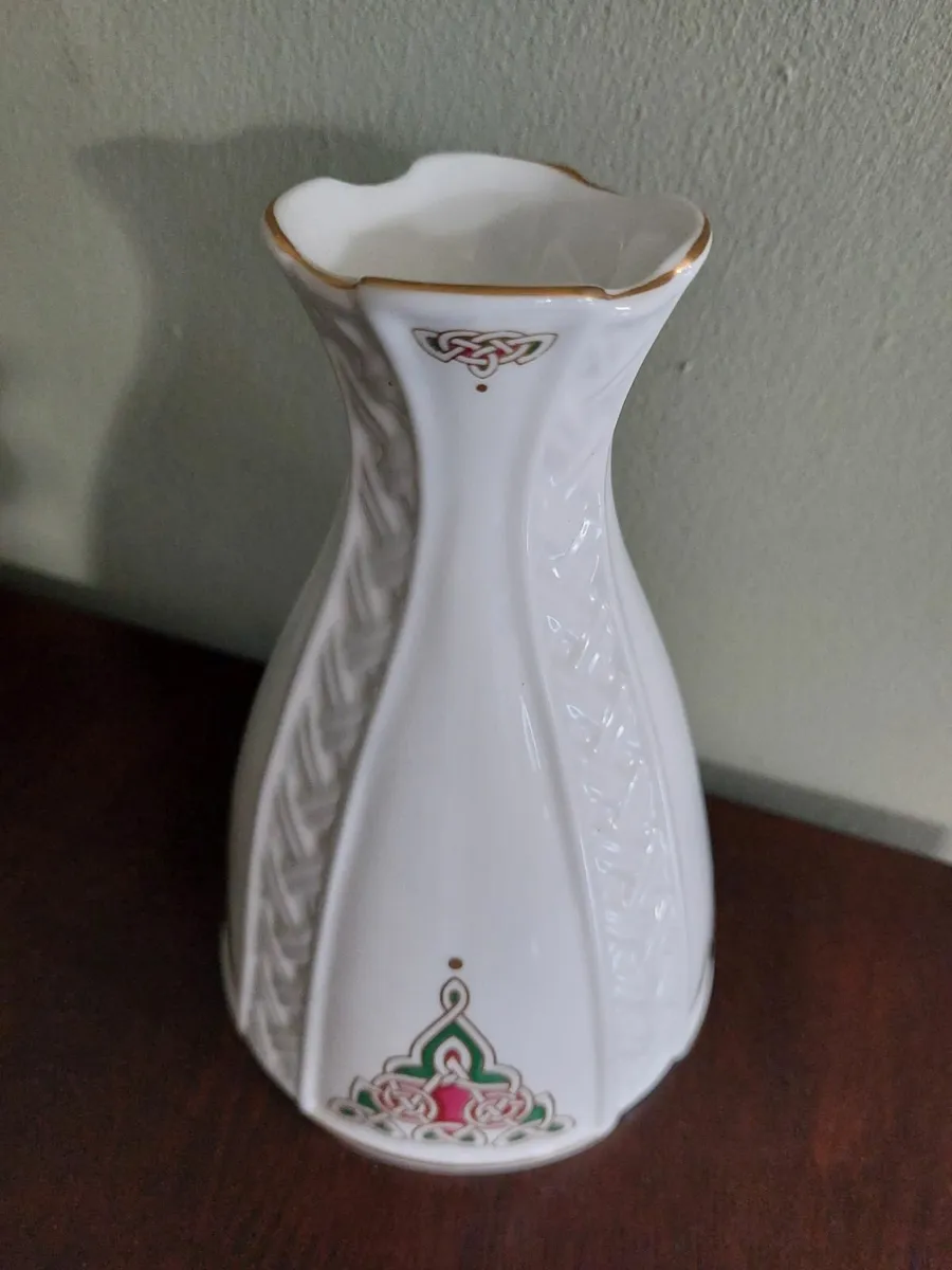 Royal Tara Celtic Spirit vase