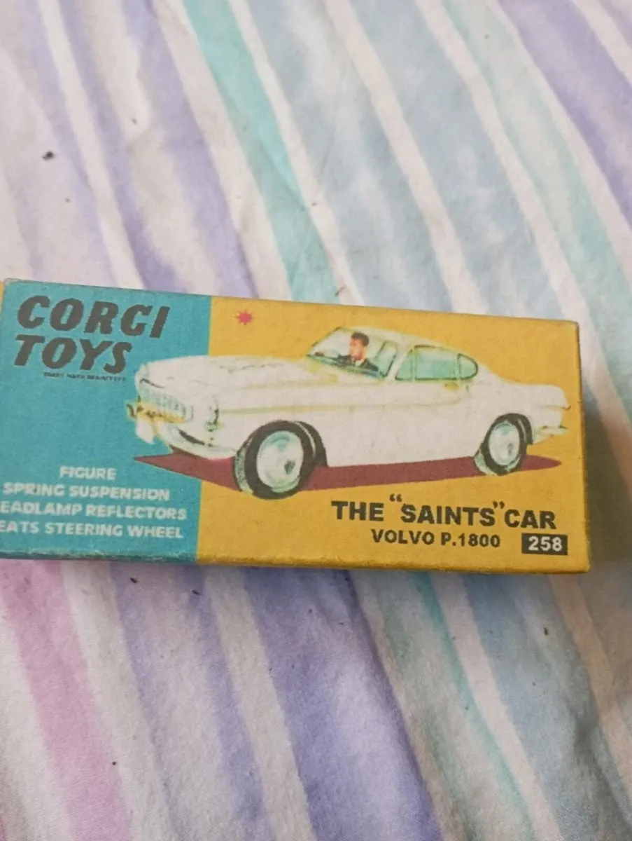 THE SAINT VOLVO P1800 DIE - CAST MODLE CAR - Image 1