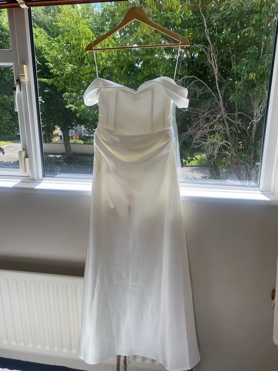 Wedding dress meshki brand new with tags! - Image 1