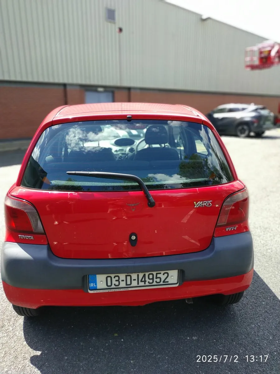 Toyota Yaris 2003 - Image 4