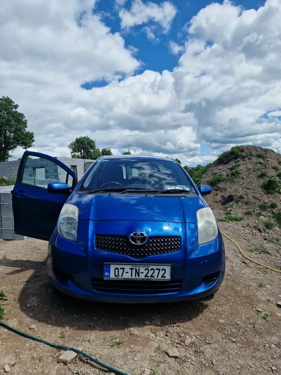 Toyota Yaris 2007 - Image 2