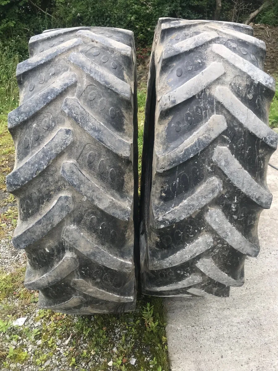 Tyres 460 85 38 - Image 1