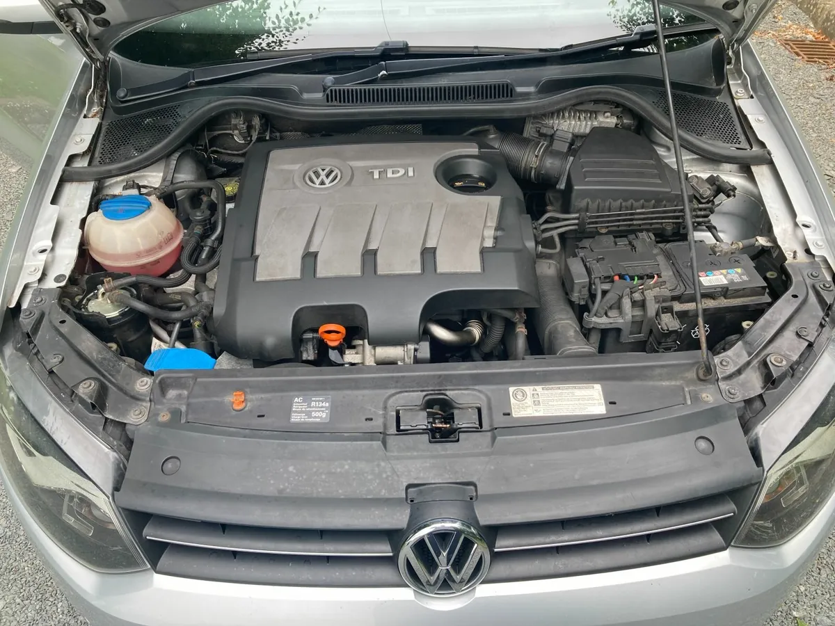Volkswagen Polo 2010 - Image 1