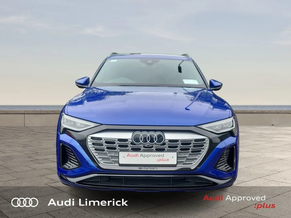 Audi Q8 e-tron  was  59 000  NOW  55 400  Q8 E-tr - Image 3