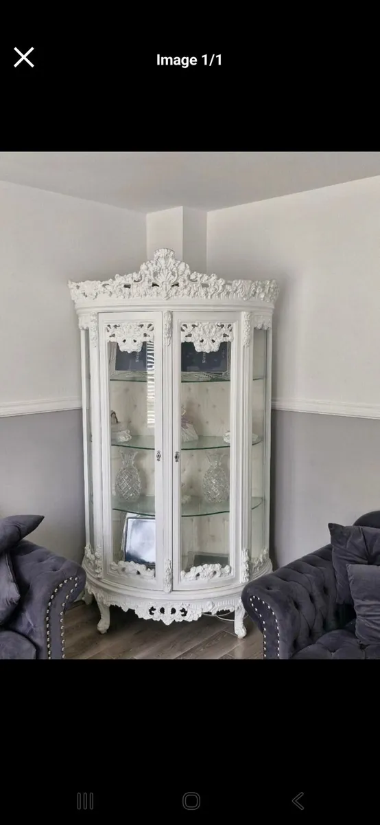 White French cabinet
