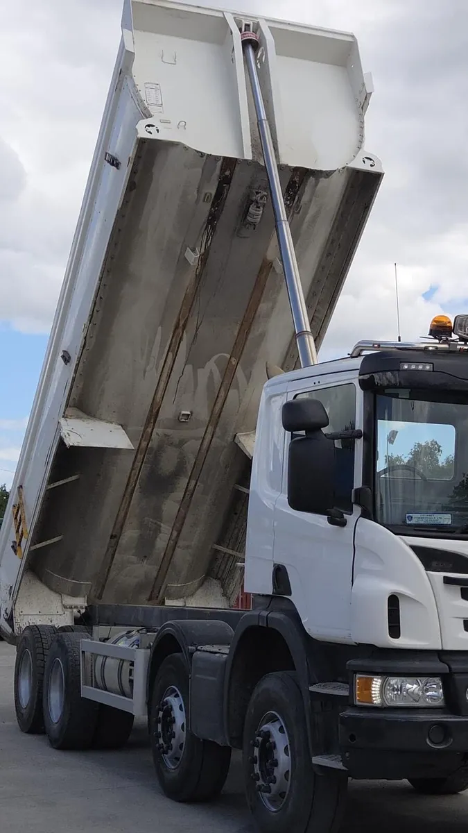 2016 Scania P4108x4 Tipper Truck - Image 4