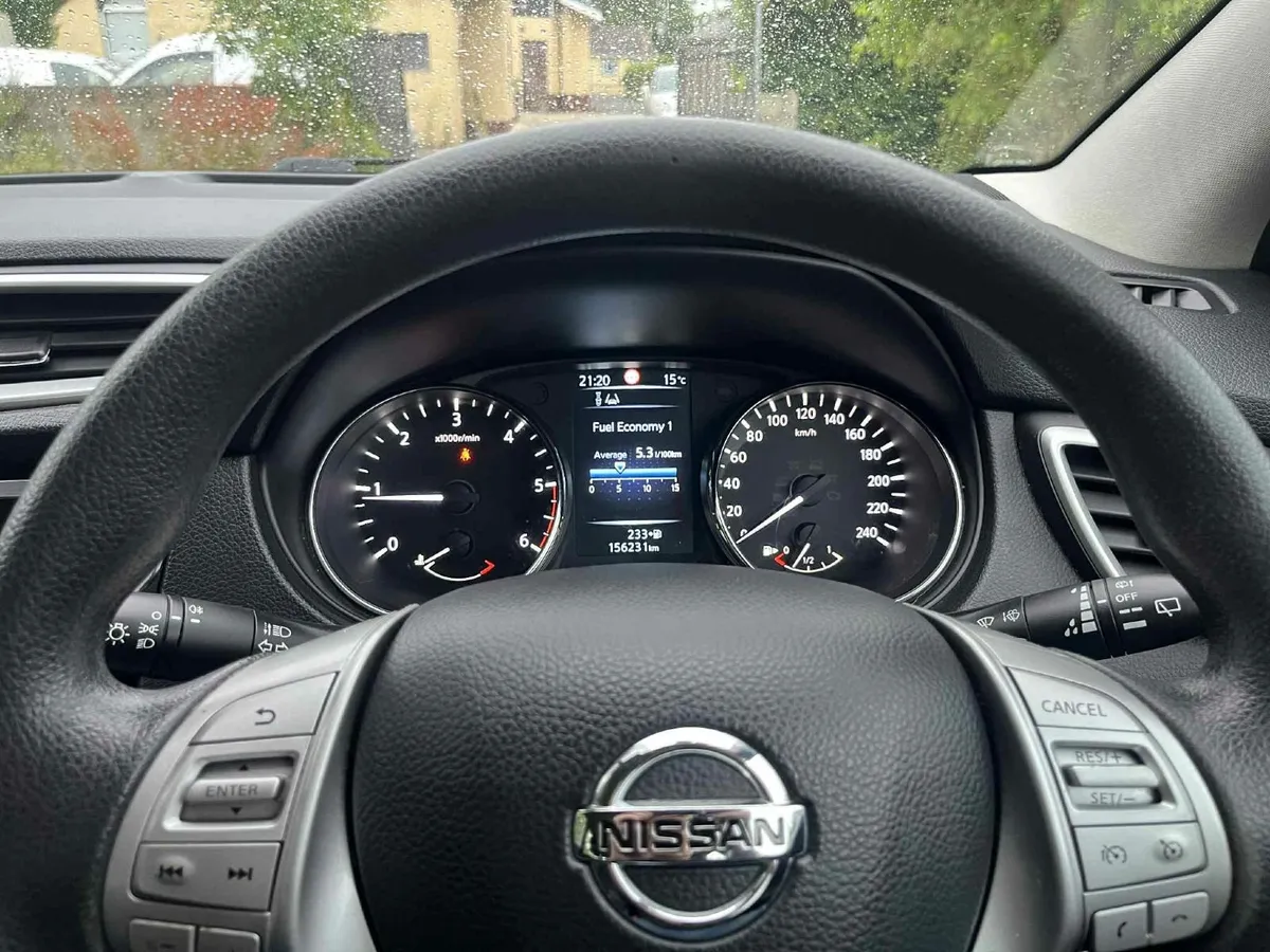 Nissan Qashqai 2016 - Image 2