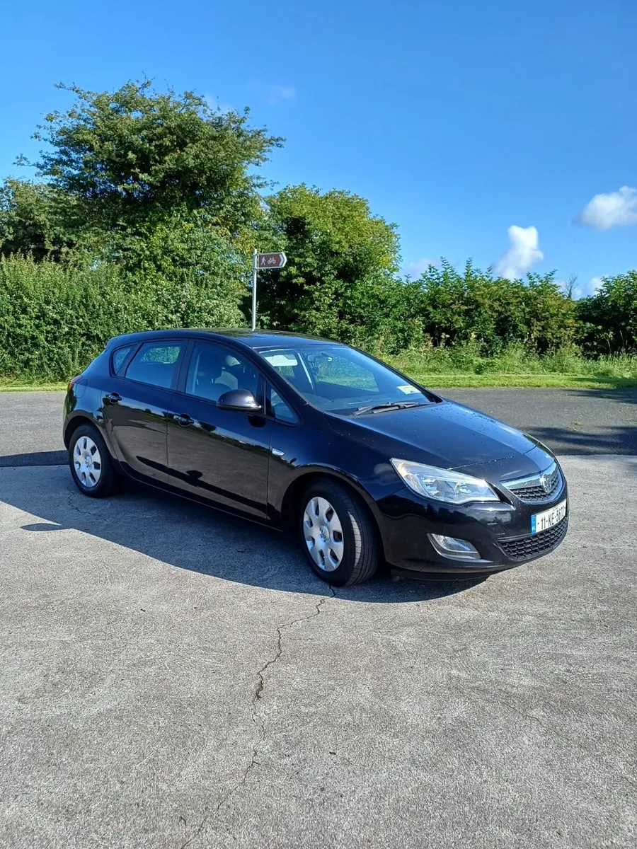 Opel Astra Hatchback 1.7 Diesel - Image 1
