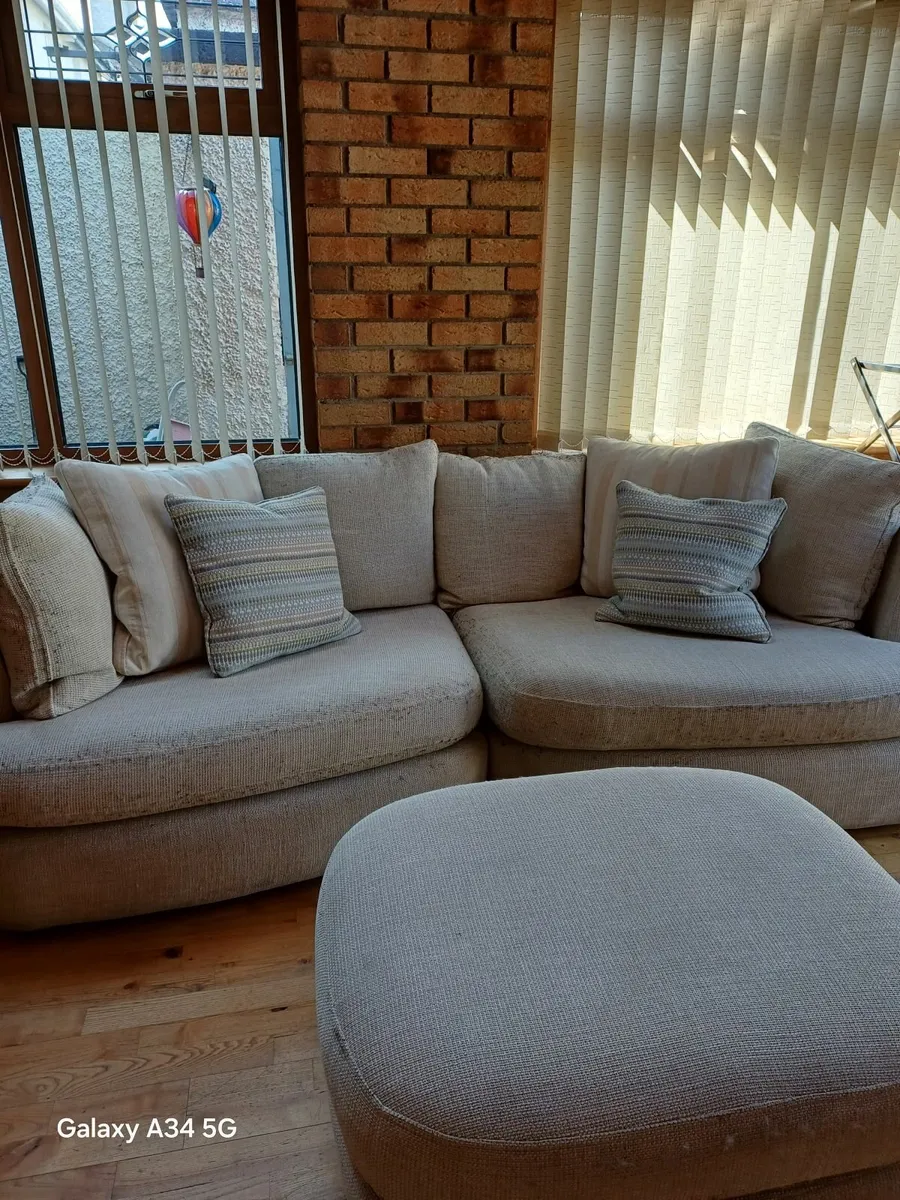 Sofa - Image 4