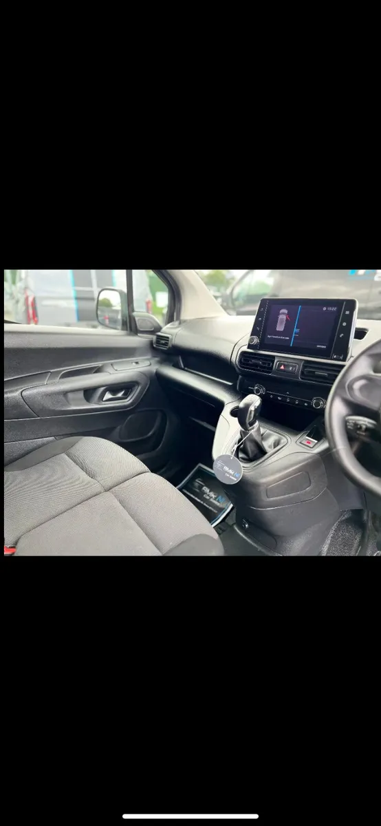 PEUGEOT PARTNER NEW MODEL 2021 - Image 3