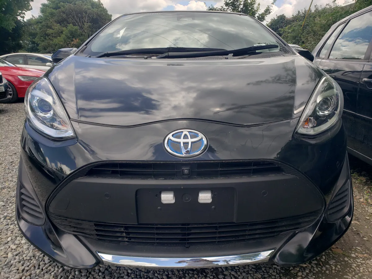 Toyota aqua 2021 - Image 1