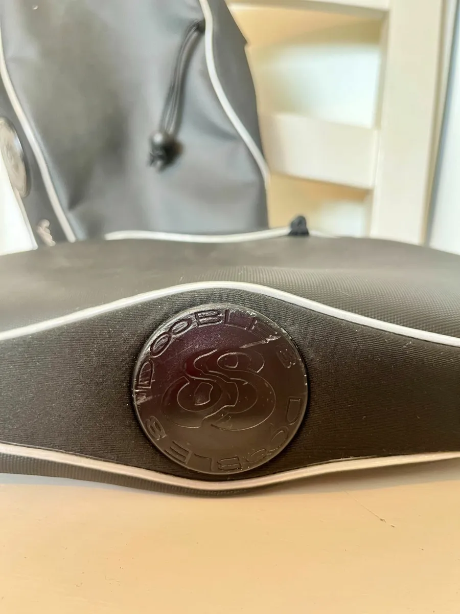 VESPA Elettrica Primavera Sprint Handlebar Muffs - Image 3