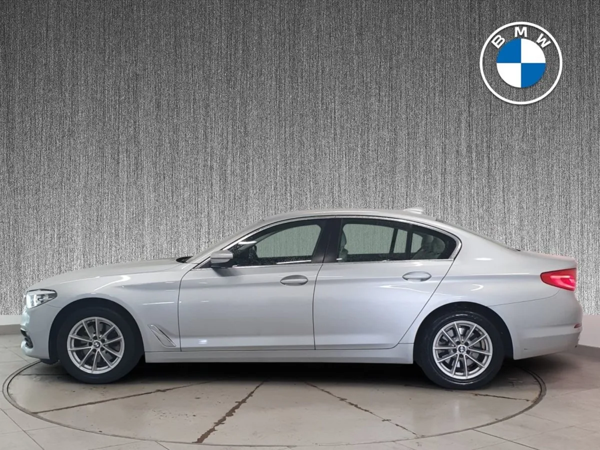 BMW 5 Series 520d SE Saloon - Image 4