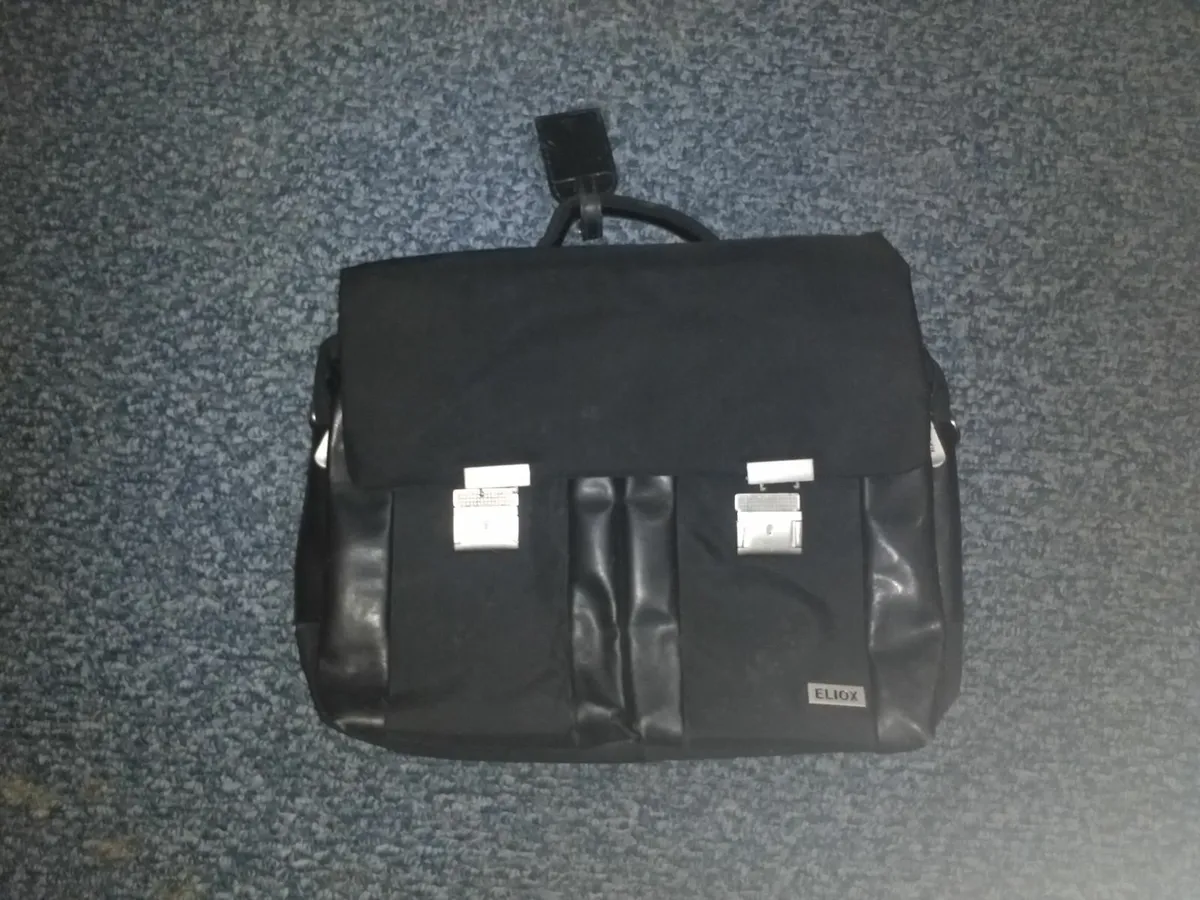 ELIOX Document/Device Padded Case/Satchel - Image 3