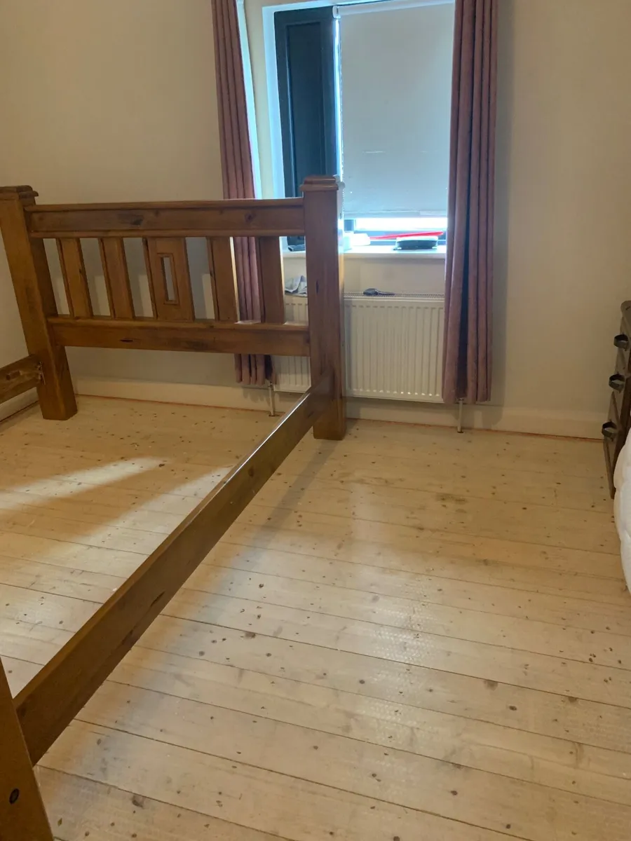 Bed frame, dressing table & 2 bedside lockers - Image 2