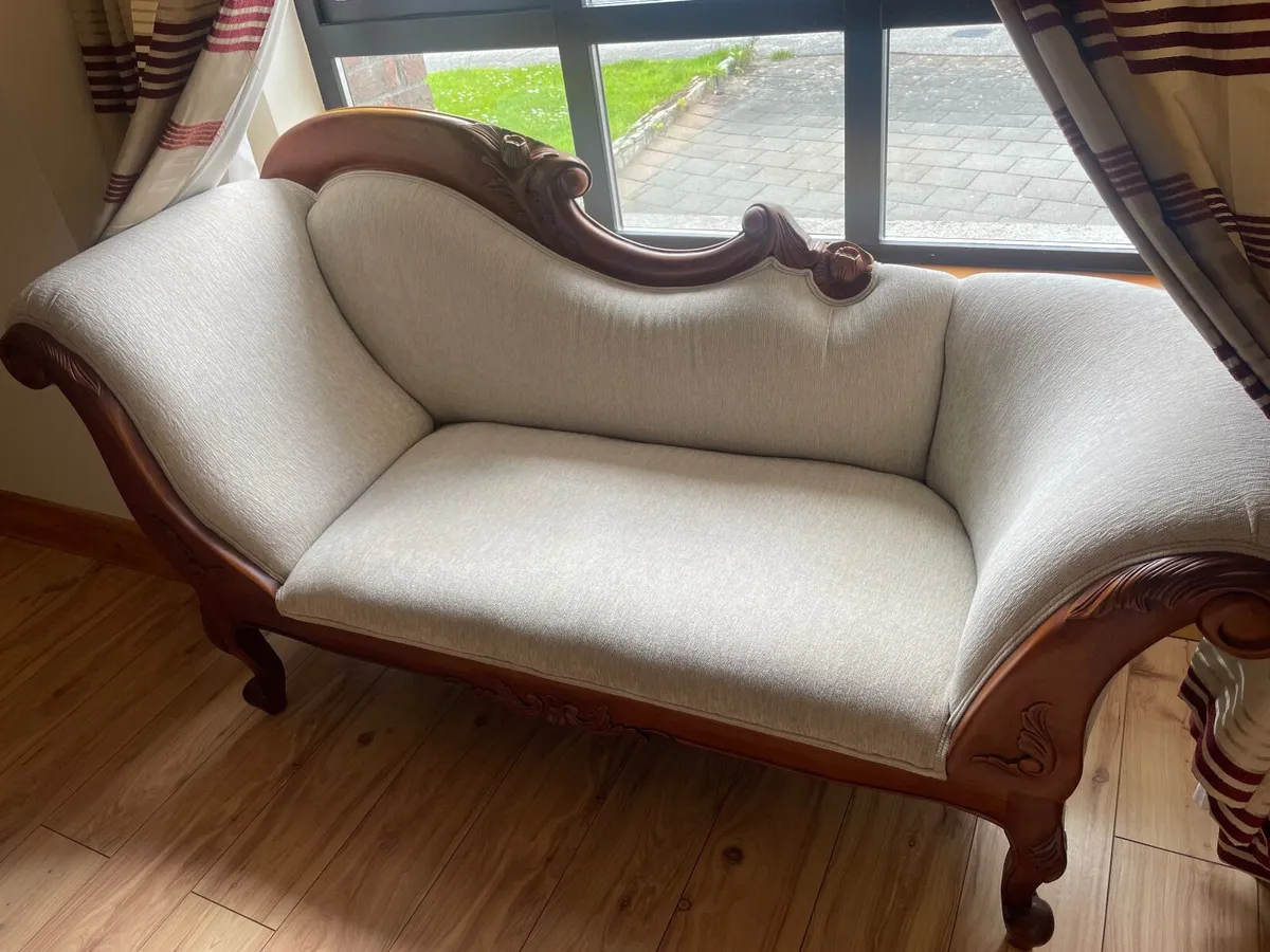 Chaise - Image 3
