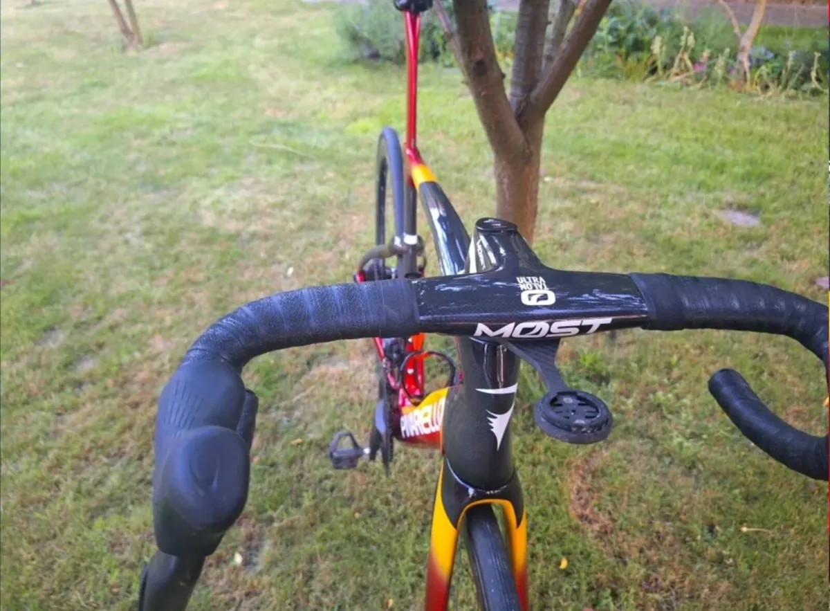 PINARELLO DOGMA F  Di2 - Image 2