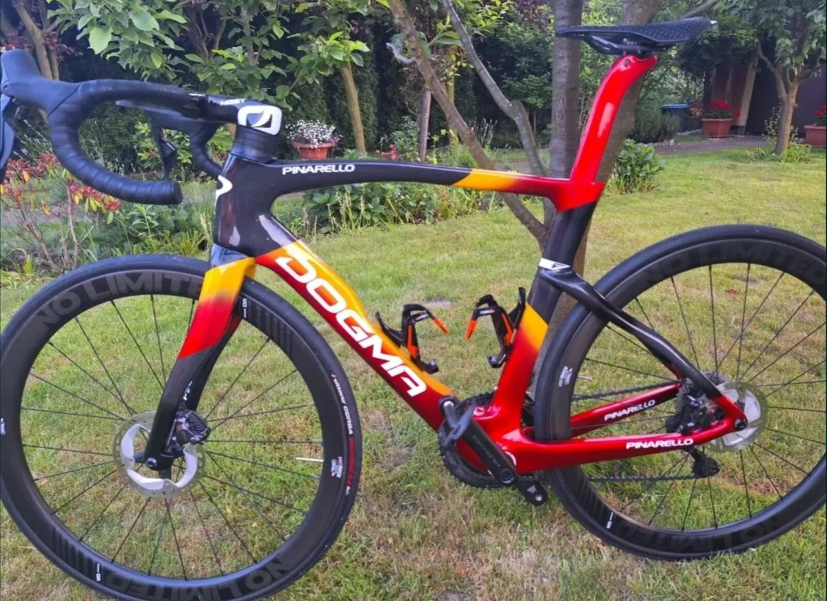 PINARELLO DOGMA F  Di2 - Image 3
