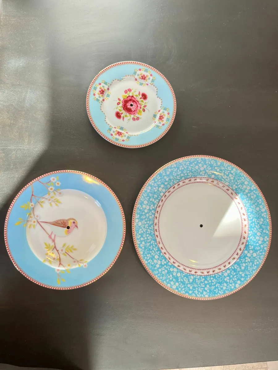 3 Tier Cake Stand - Fine Bone China - Image 4