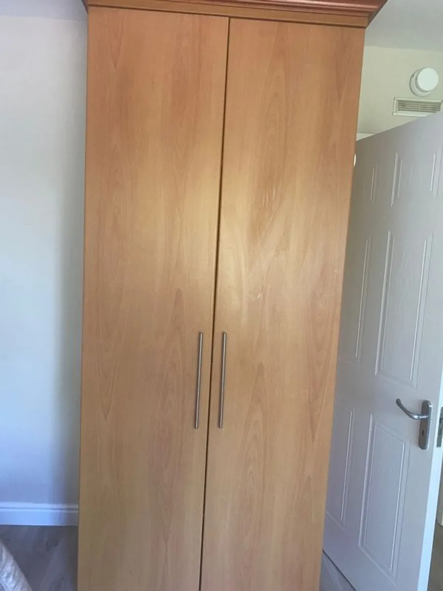 wardrobe free must be gone by Friday - Image 1