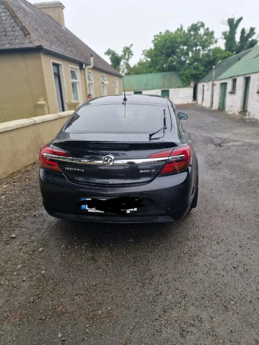 Vauxhall Insignia - Image 2