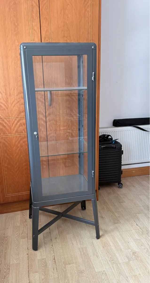 Display cabinet - Image 1