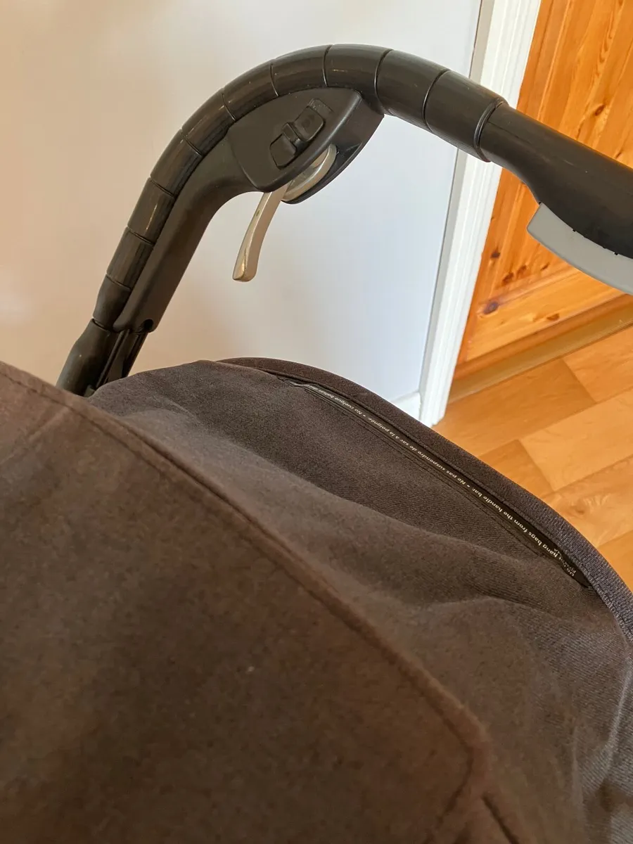 Baby Jogger City Select Double Buggy - Image 4