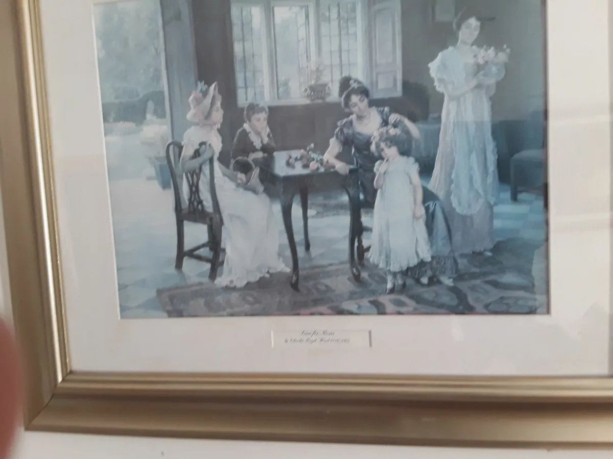 Lovely picture Victorian scene good condition - Image 4