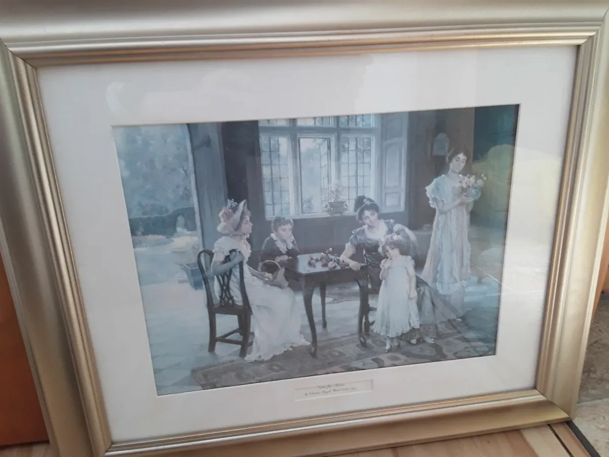 Lovely picture Victorian scene good condition - Image 1