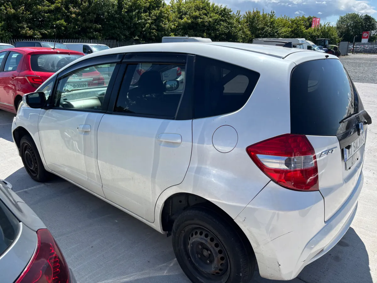 11 Honda Fit Auto NCT 1/26 130km Drives - Image 4