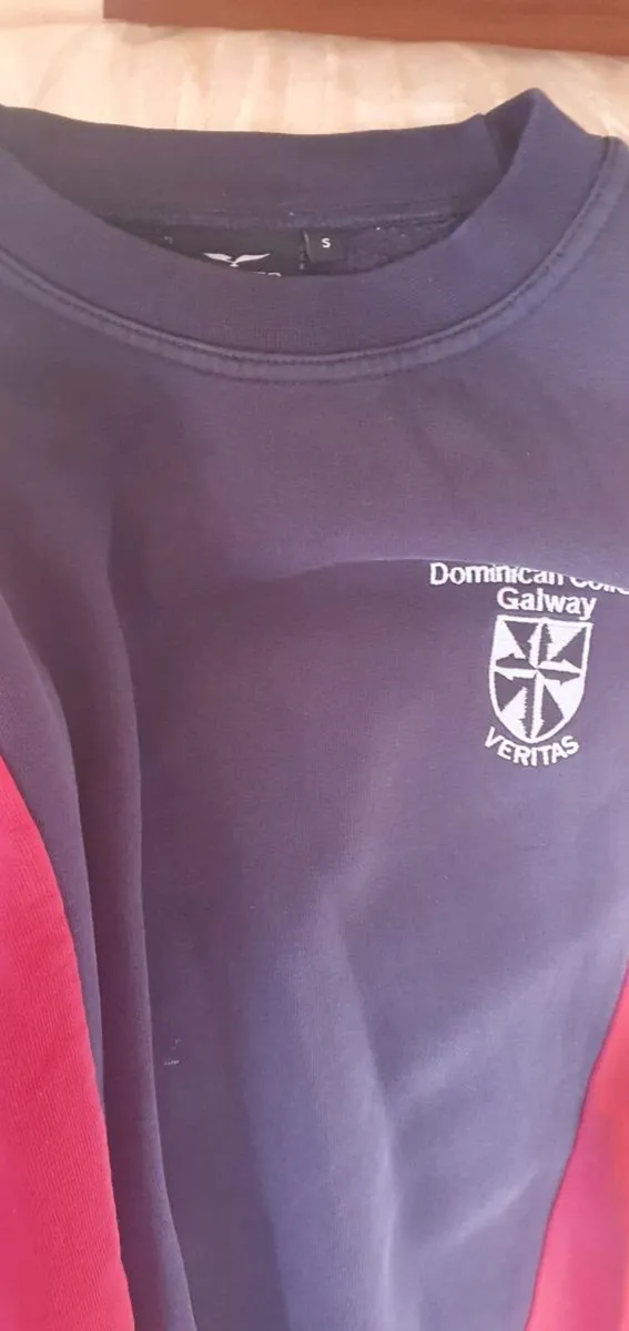 Dominican college jumper and pants - Image 1