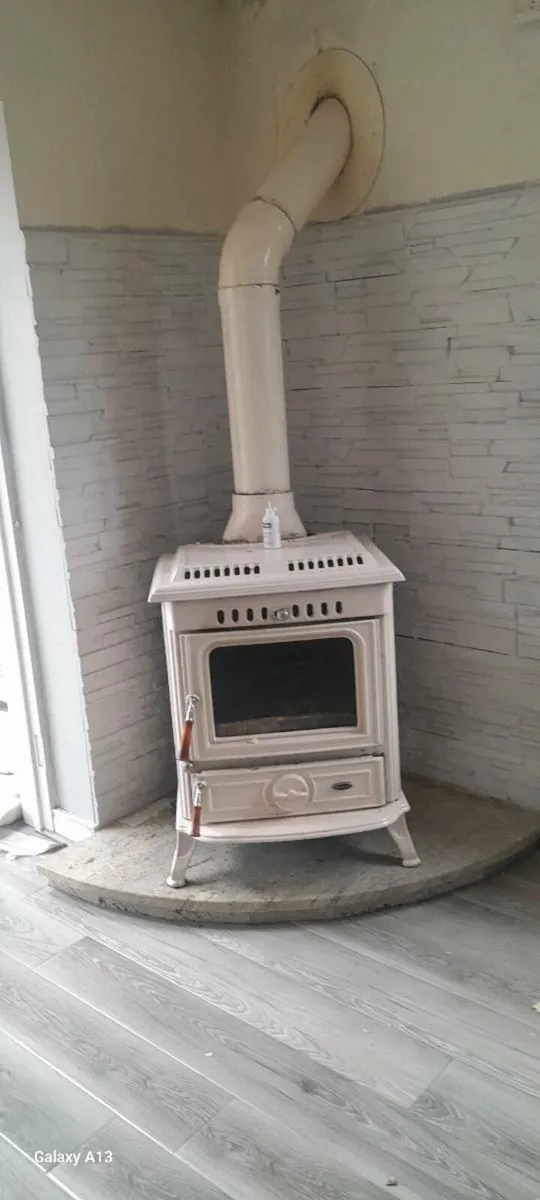 Henley 21kw Cream enamel Stove&Heat GENIE - Image 1