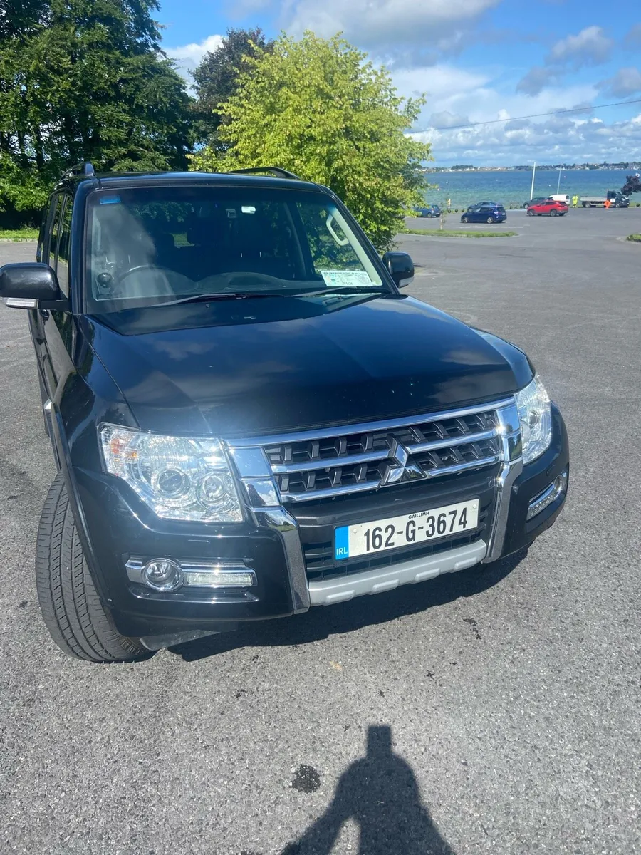 2016 Mitsubishi Pajero Shogun SG3 N1 crew cab - Image 1