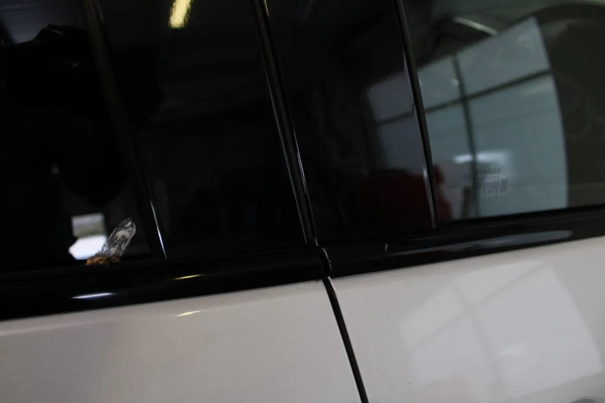 Renault Captur Tce 90 Signature X NAV - Image 3