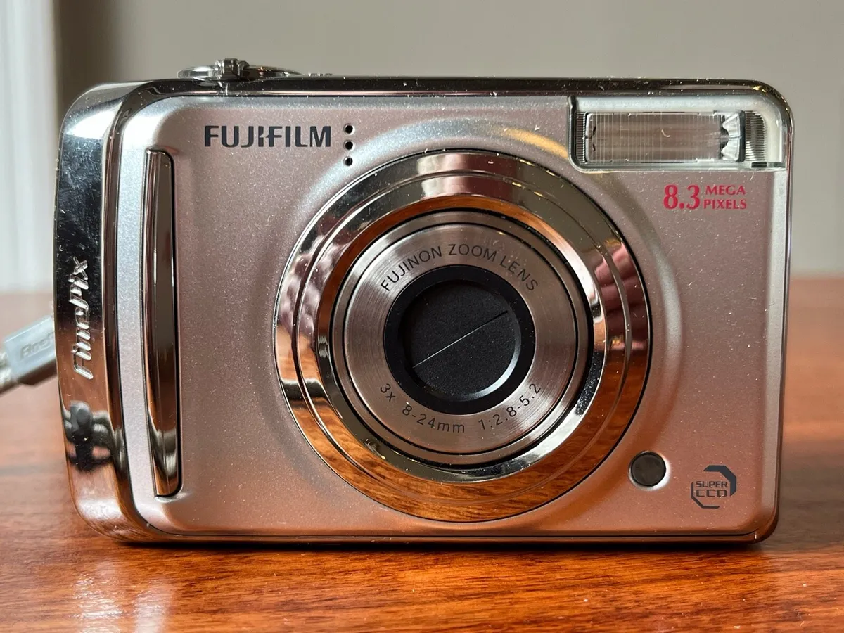 Cameras & Camcorders bargain - Image 2