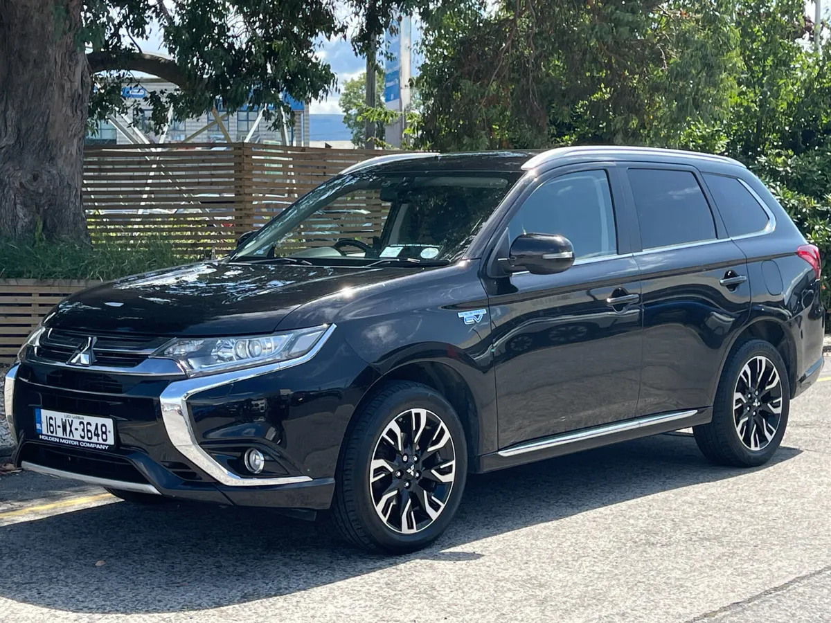 2016 Mitsubishi Outlander..FULL SERVICE HISTORY - Image 3