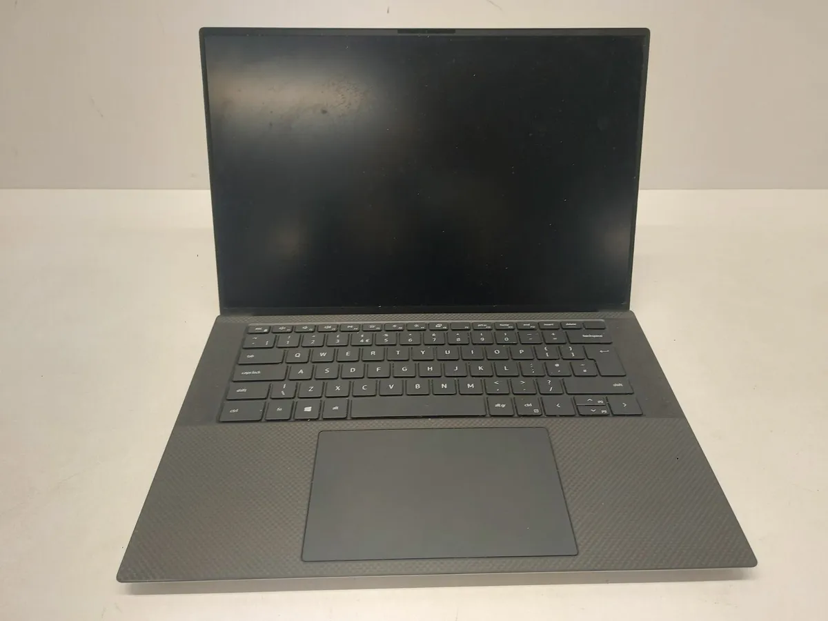 Online Auction Of A Dell XPS P91F & More! - Image 1