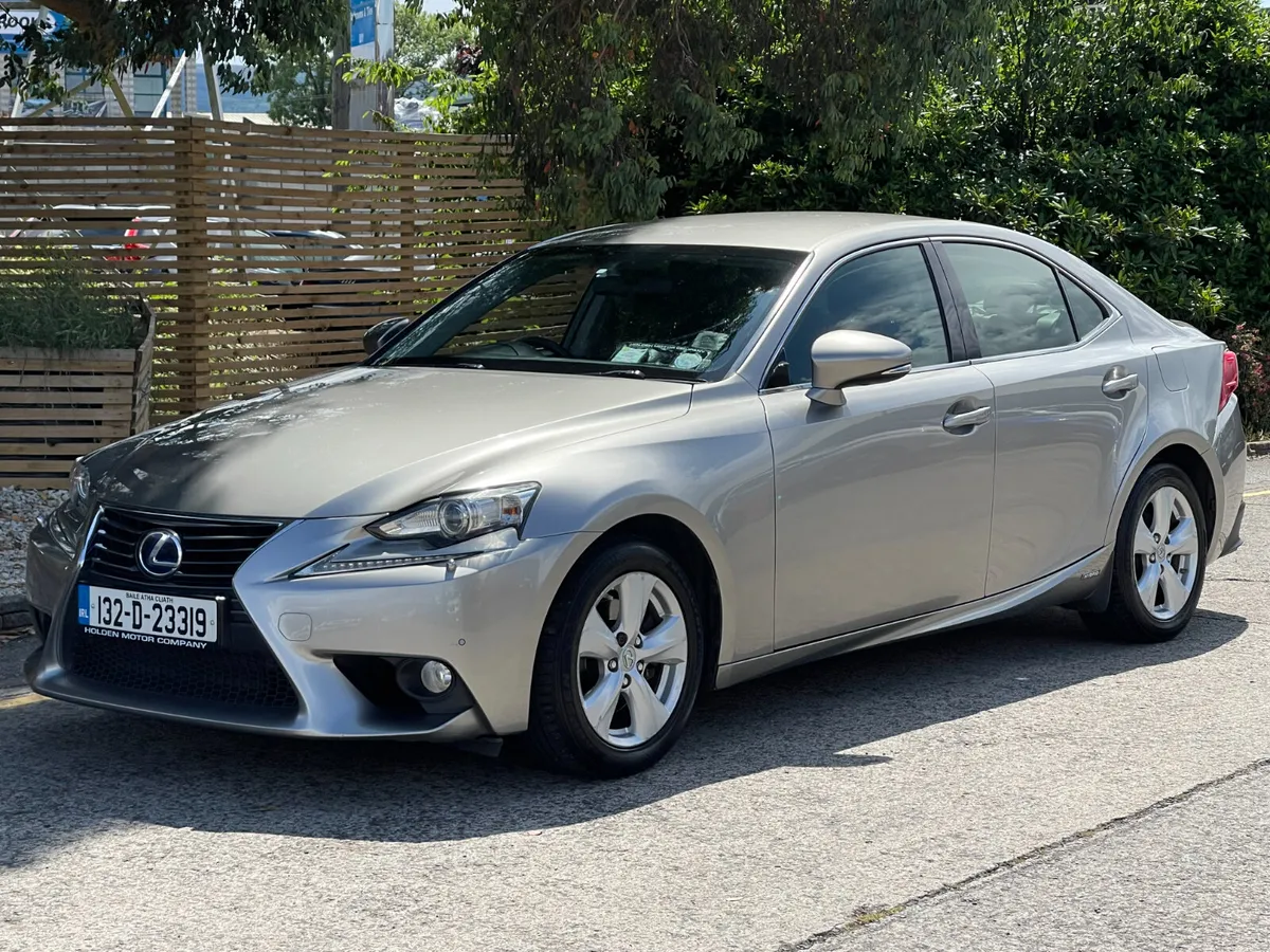 2013 Lexus IS300H...7 STAMP SERVICE HISTORY.. - Image 2