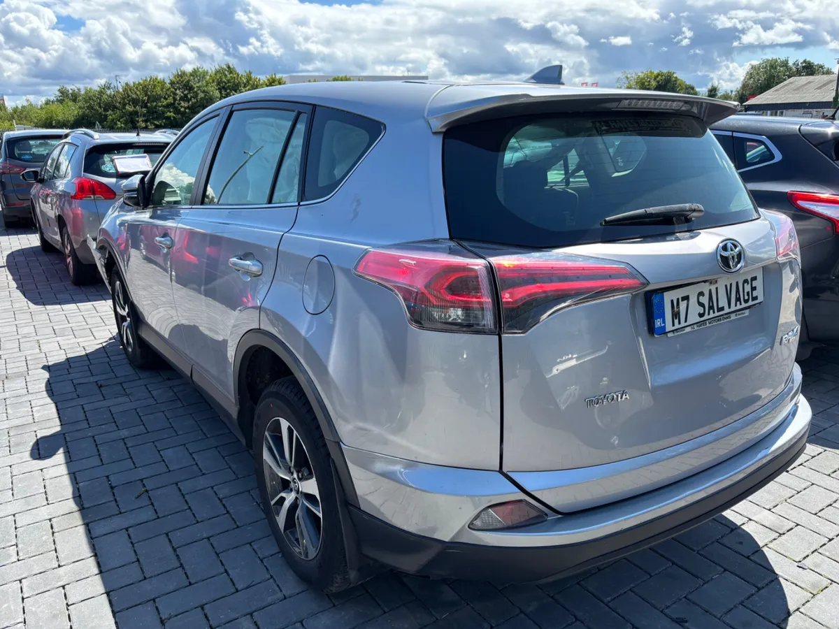 18 Rav4 Hybrid Luna Sport 160km Starting - Image 4