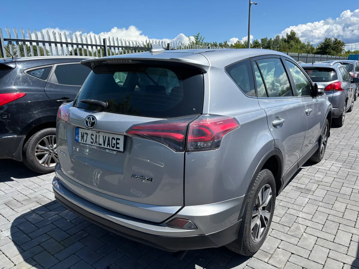 18 Rav4 Hybrid Luna Sport 160km Starting - Image 3