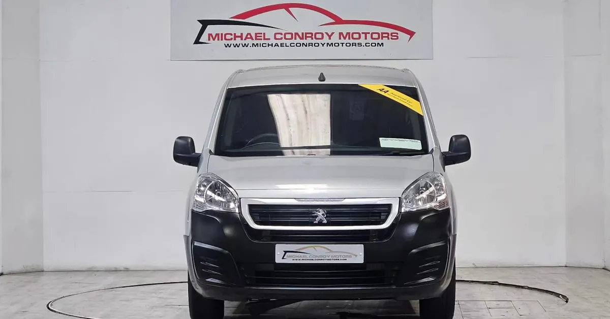 Peugeot Partner 2018 - Finance approval in 1 hour - Image 4
